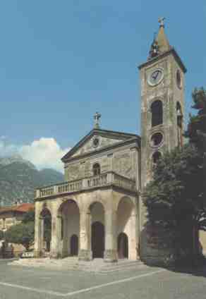 Balsorano: the church